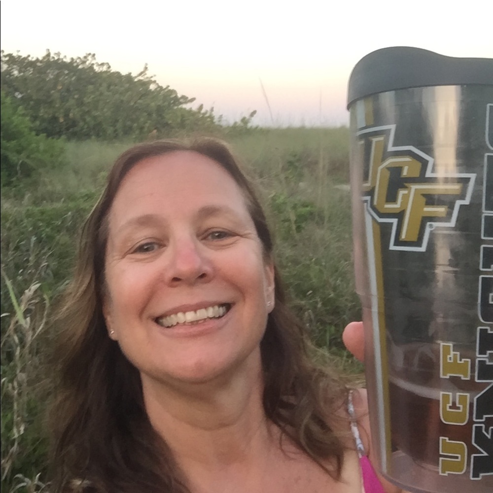 Meet your Posher, Genny